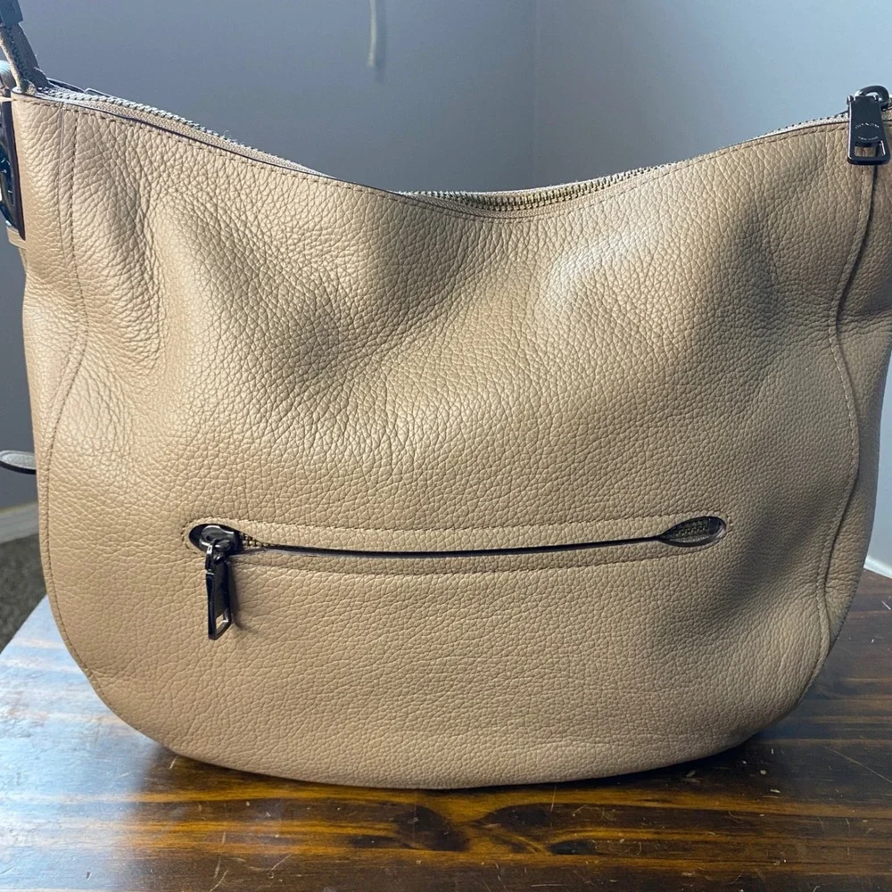 Coach Chelsea Hobo 32 Bag 58036 Beechwood Pebble Leather Gunmetal Hardware